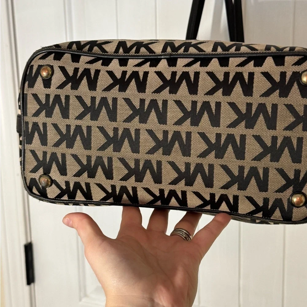 Michael Kors Monogram Tan and Black Jet Set Tote